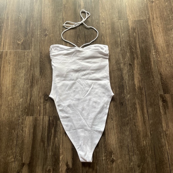 NWT Zara White Ruched Halter Bodysuit - Picture 4 of 6